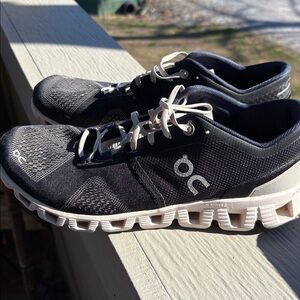 Women’s On Cloud Lightweight Running Shoe